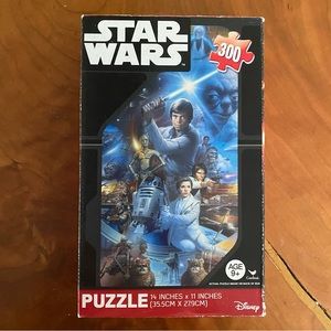 NIB Cardinal Disney Star Wars Original Trilogy Collage 300 Piece Puzzle